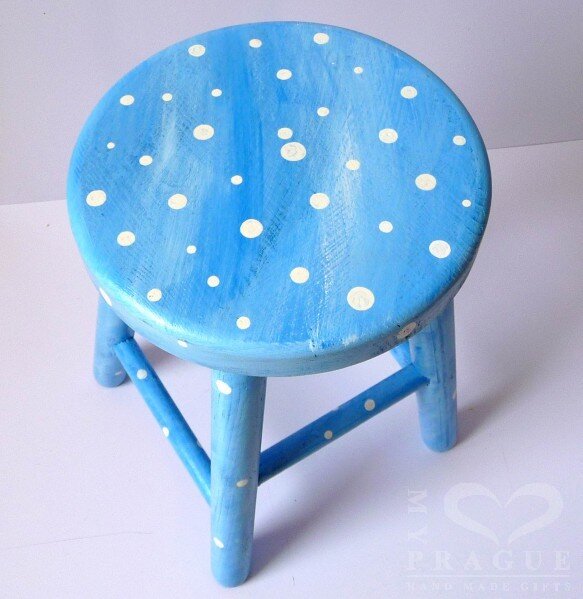 Dětská židlička – modrá – puntíky