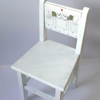 Židle s opěrkou – bílá – kočka 2