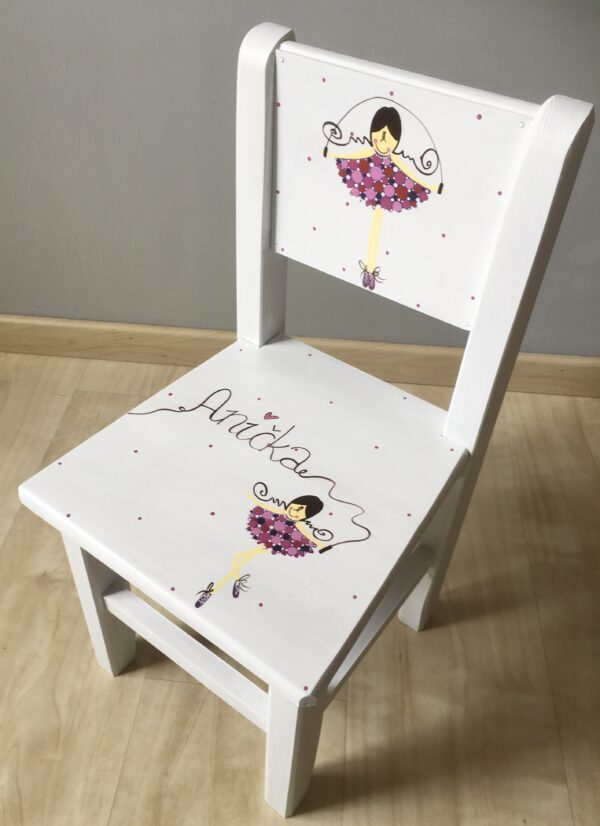 Židle s opěrkou – holčička Anička